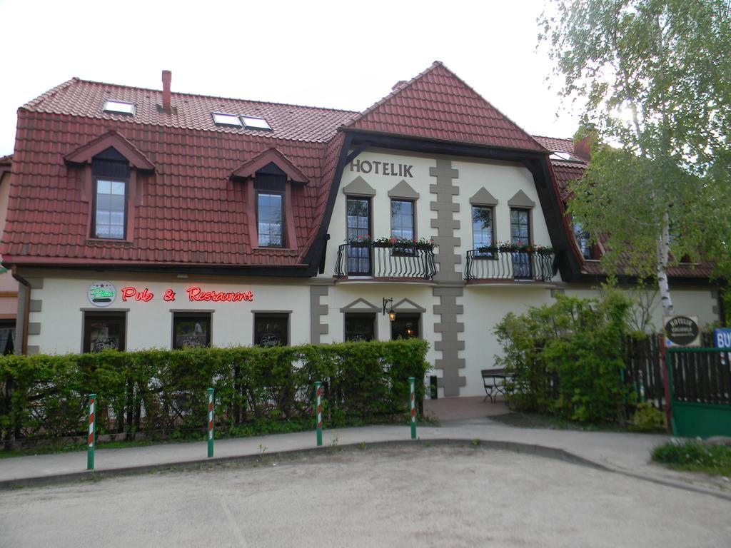 Prohibicja Peter'S Pub Motel Mikołajki Eksteriør bilde